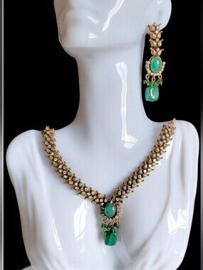 Vtg. Victorian Emerald Beryl Necklace Earrings Set